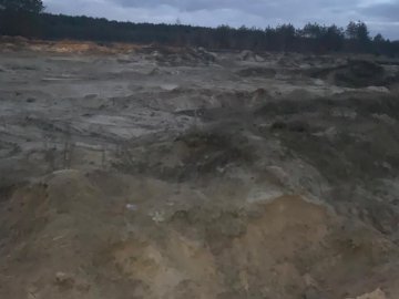 Комунальники на Волині поцупили пісок на мільйон