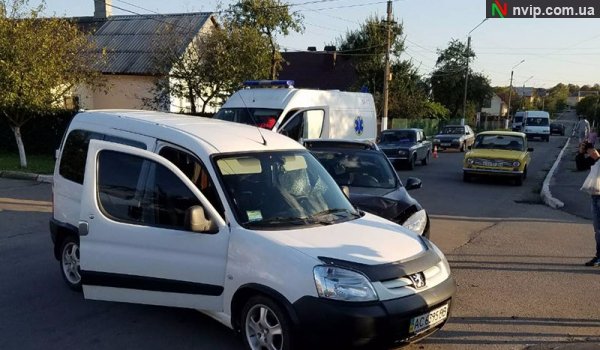 На Волині – аварія на перехресті