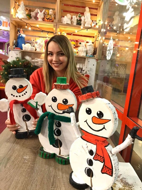 Вчителька з села під Луцьком створює шедеври із цвяхів та ниток. ФОТО