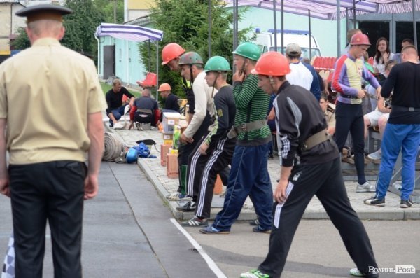 Найвправніші волинські рятувальники - з Луцька та Торчина. ФОТО