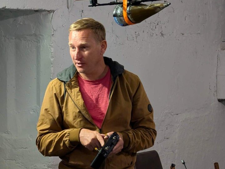 Від Харківщини до Луцька - за одну добу: ветеран «Любарта» вшанує загиблих воїнів, проїхавши на мопеді через всю Україну