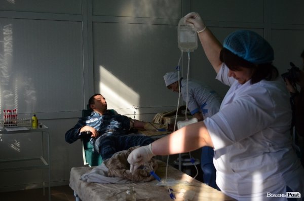 «Спецназ» здавав у Луцьку кров. ФОТО