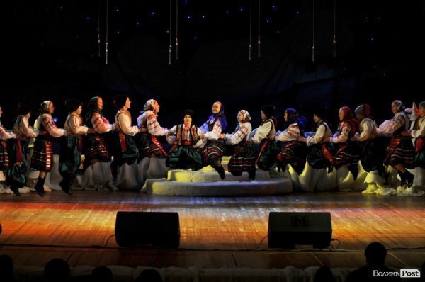 «Коляда з Тетяною Ціхоцькою»: фото благодійного концерту