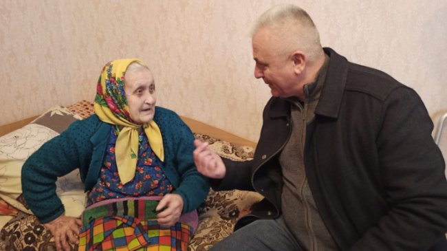 У неї завжди лежить жовто-блакитний прапор: як живе остання зв’язкова УПА з Волині. ФОТО