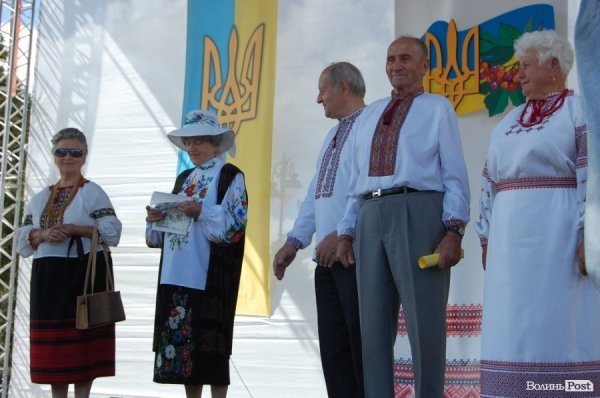 Акція «Українська вишиванка» у Луцьку. ФОТО