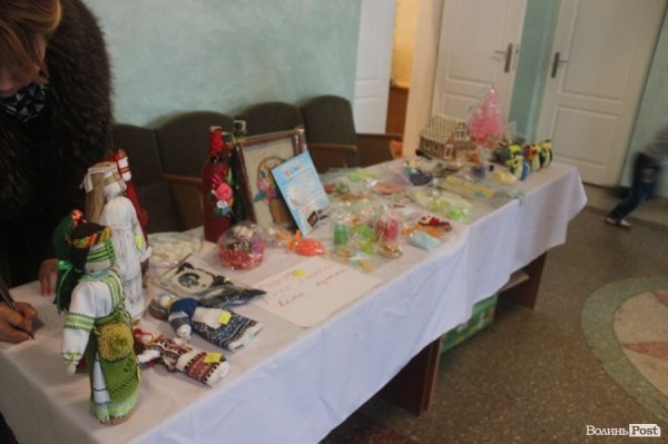 На Волині  організували концерти, щоб зібрати кошти для бійців АТО. ФОТО