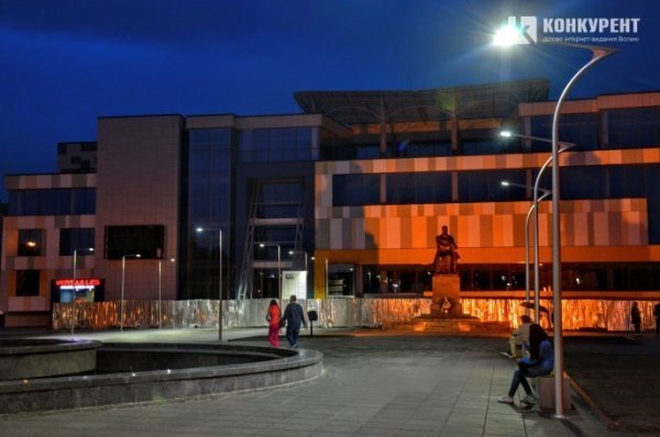 Оновлений кінотеатр «Промінь»: бачення автора, влади та лучан. ФОТО