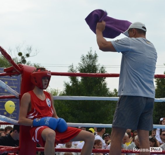 У Луцьку думали, билися і мірялися. ФОТО