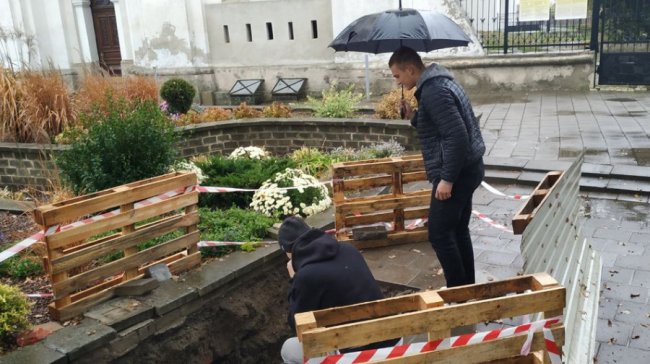 Провалля поблизу Замкової площі в Луцьку: що з'ясували археологи