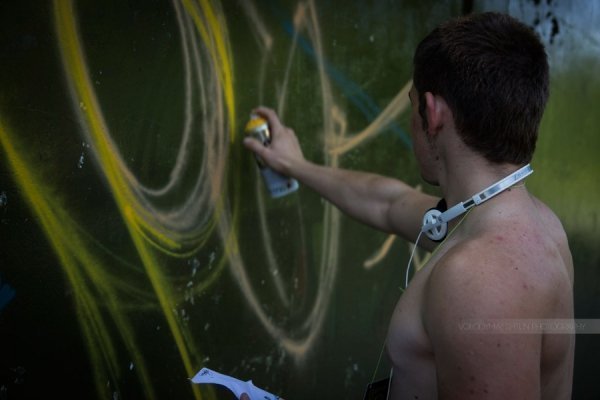 Як графітчики розмалювали 72-метрову стіну в Луцьку. ФОТО