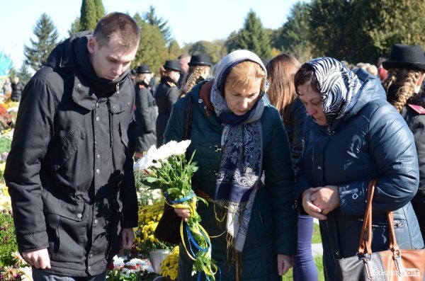 У Луцьку помолилися за загиблих Героїв. ФОТО