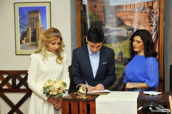 Шлюб за добу: в Луцьку одружилися вже чотири пари