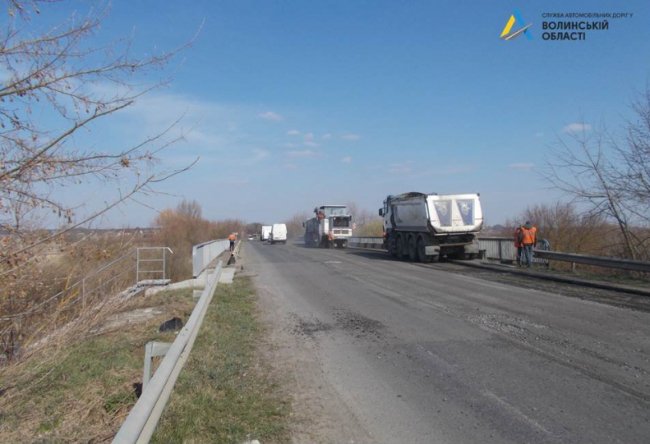 У Княгининку ремонтують міст через Стир. ФОТО