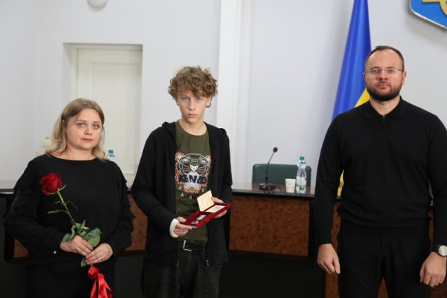 У Луцьку вручили державні нагороди родинам загиблих захисників України
