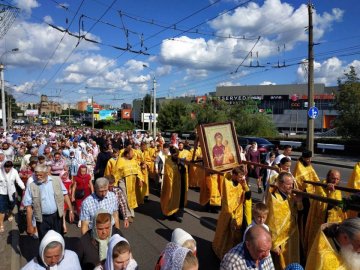Хресний хід у Луцьку: повідомили, які вулиці перекриють