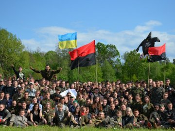 У лісі на Волині розпочалась «війна»: стартувала теренова гра «Звитяга». ВІДЕО