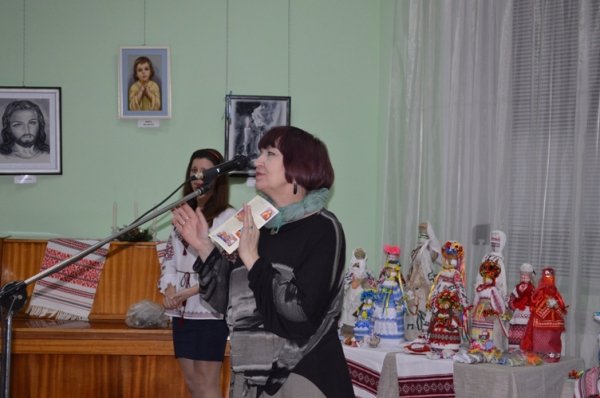 Луцькі майстри презентують своє мистецтво у Ковелі. ФОТО