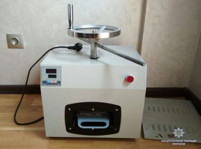 Волинянин - учасник банди, яка підроблювала документи. ФОТО