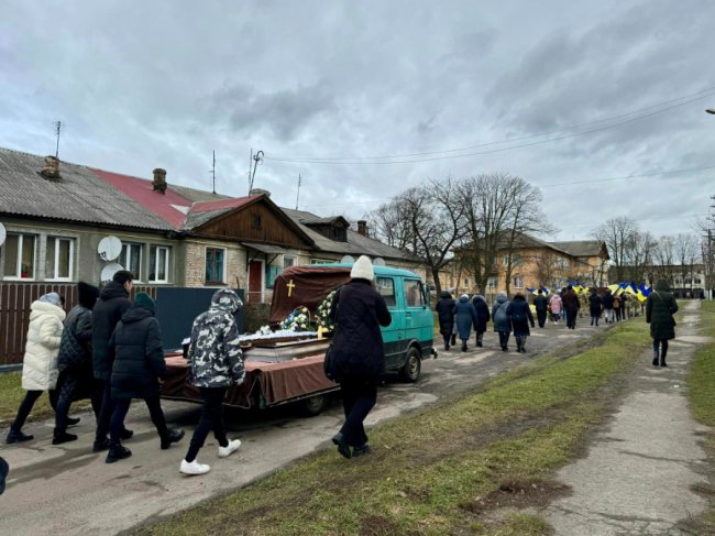 Волиняни провели в останню путь Героя Віктора Каліновського