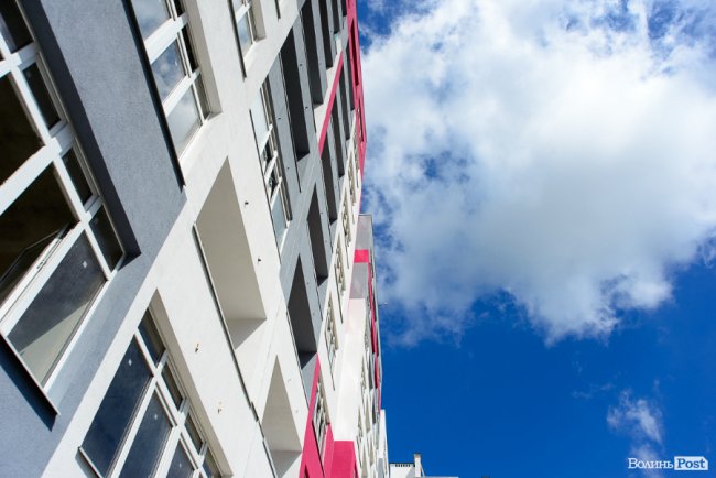 У Луцьку продовжують будувати комфортні та сучасні оселі у ЖК «Caramel Residence». ФОТО*