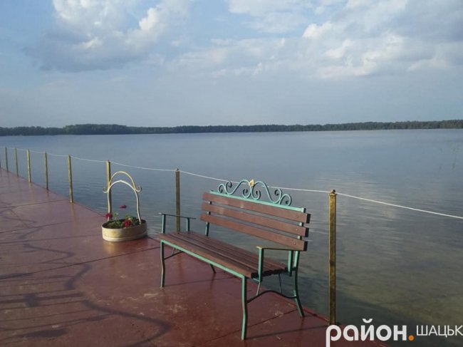 На Шацьких озерах з'явився «Місток закоханих». ФОТО