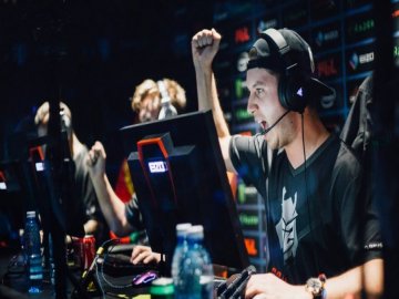 Dota 2 – фаворит кіберспортивних дисциплін в ігровій індустрії*