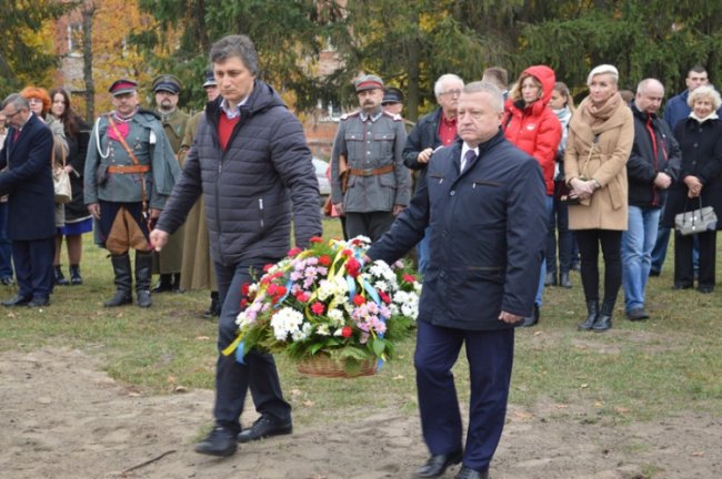 У Ковелі освятили Хрест пам’яті жертвам тоталітарного режиму. ФОТО