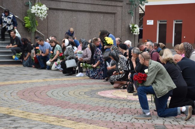 Луцька громада попрощалася з Героєм Андрієм Лящуком