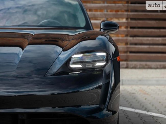 Які найдорожчі авто продають у Луцьку: ТОП-5 