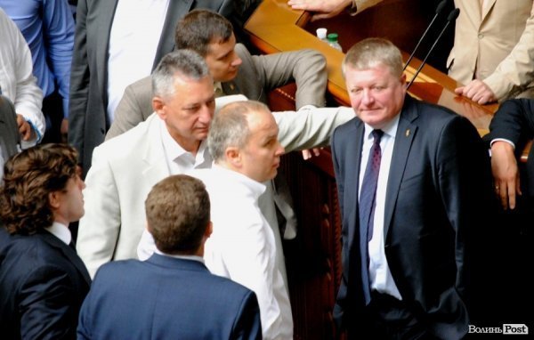 «Піт чола» волинських нардепів, або Рада перед канікулами. ФОТО