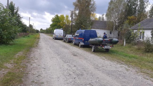 На Волині з квадрокоптером і водолазами майже тиждень розшукують чоловіка