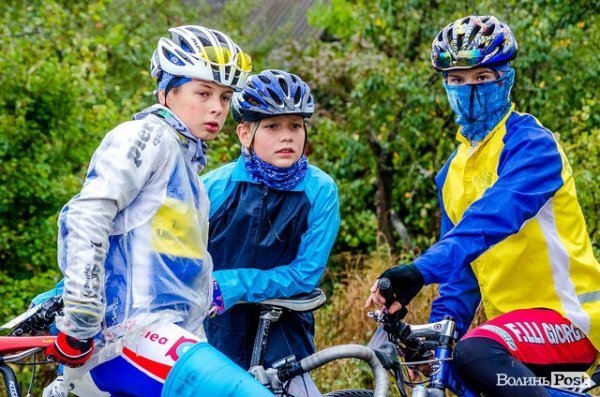 Поблизу Луцька відбулись змагання з велоспорту. ФОТО