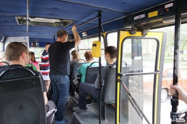 У Луцьку придумали, як можна оплачувати проїзд у громадському транспорті через смартфон. ФОТО