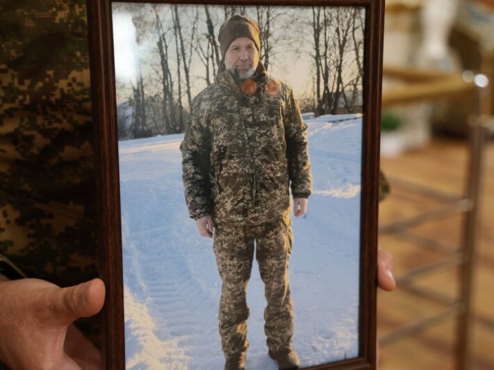 Луцька громада попрощалася з Героєм Михайлом Слутяком