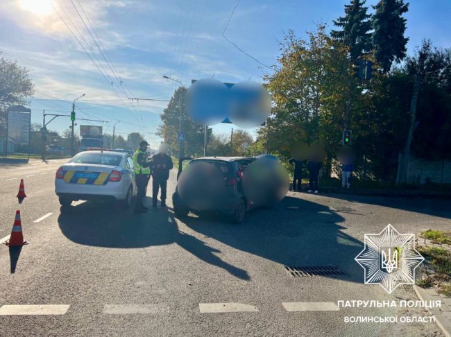 У Луцьку на Чернишевського зіткнулися дві автівки. ФОТО