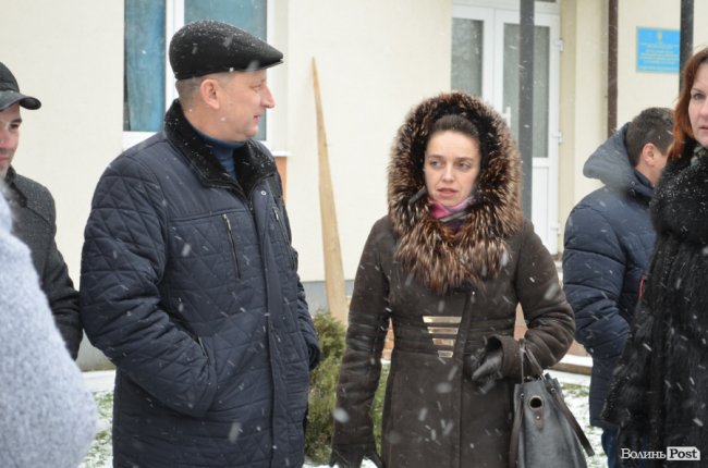 У Луцьку сімейним лікарям вручили ключі від новеньких автівок. ФОТО