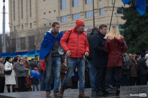 Народне віче «За європейську Україну!» в Луцьку. ФОТО