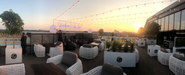 «MOJO Sky Garden» – нове оригінальне місце для весіль, банкетів та днів народження*