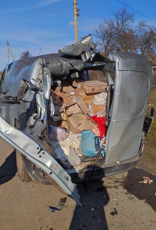 На Дніпропетровщині російський дрон поцілив в авто з цивільними