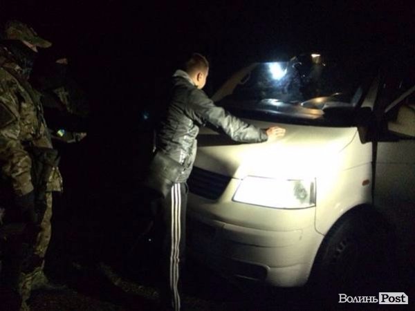 Двоє волинян нелегально переправляли громадян Афганістану до ЄС