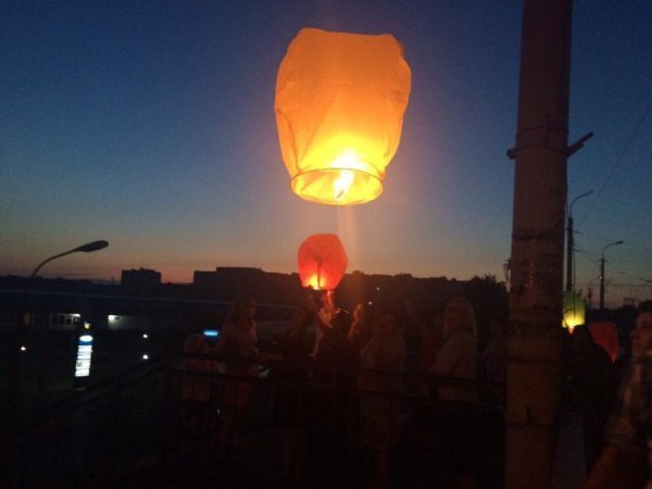 Як у Луцьку святкували випускники. ФОТО