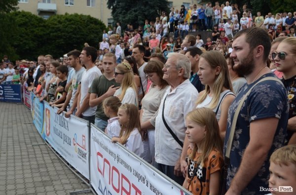 Кров'ю і потом: як у Луцьку билися за перемогу в боксі. ФОТОРЕПОРТАЖ