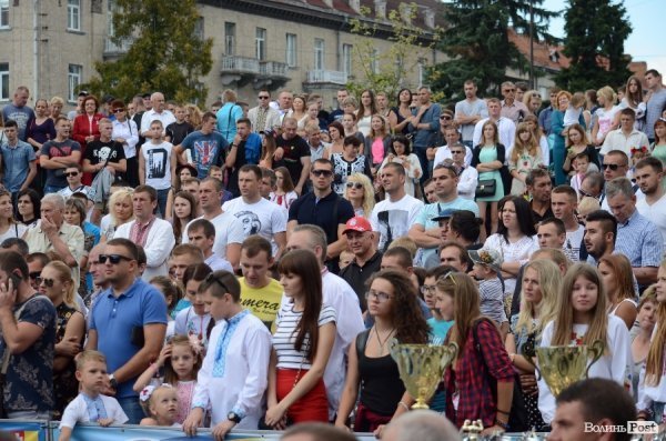Кров'ю і потом: як у Луцьку билися за перемогу в боксі. ФОТОРЕПОРТАЖ