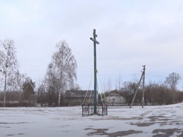 Веде до Бресту: на Волині відремонтують дорогу, на якій ніколи не було асфальту. ВІДЕО