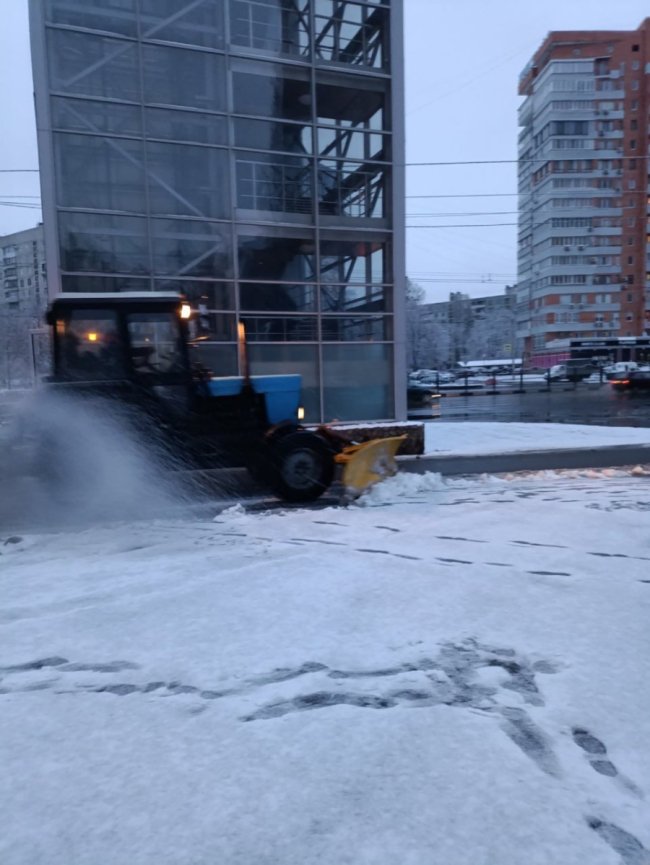 Засніжило знову в українських містах: де саме