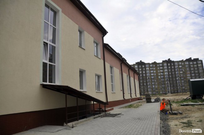 Луцька міськрада досі не перерахувала кошти на школу №27