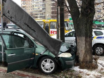 Показали відео жахливої аварії на Соборності у Луцьку