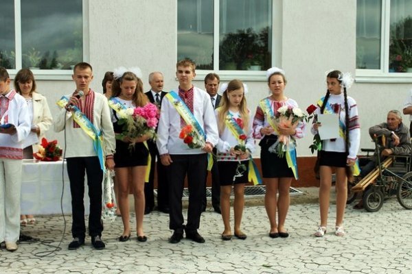 Патріотичні випускники Волині. ФОТО