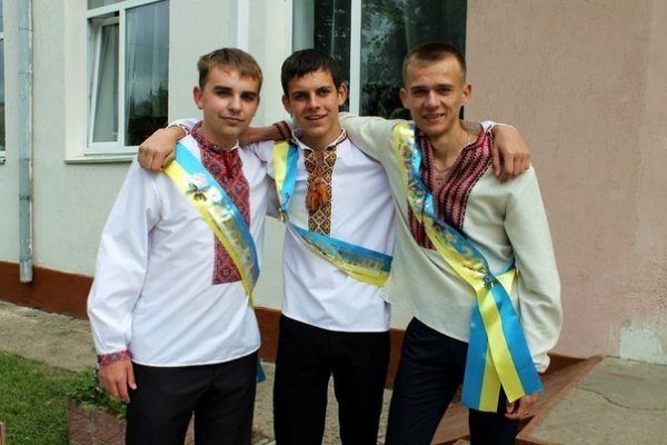 Патріотичні випускники Волині. ФОТО