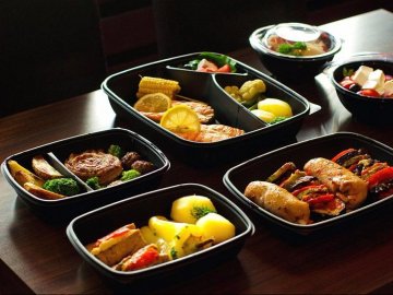 Особливості доставки їжі додому*